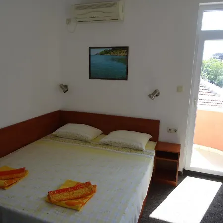 Dobrevi Casa de hóspedes Primorsko