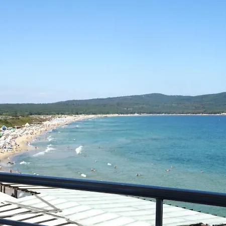 Dobrevi Πανσιόν