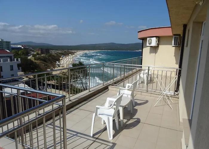 Gæstehus Dobrevi 4*